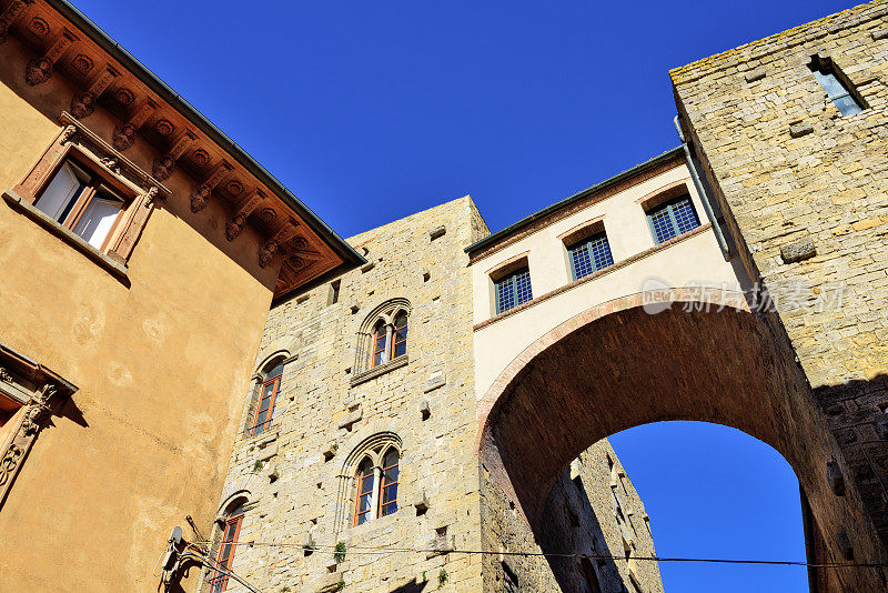 Torri Buonparenti案，Volterra，意大利